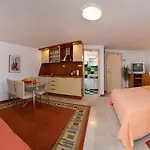 Apartamento The & Split